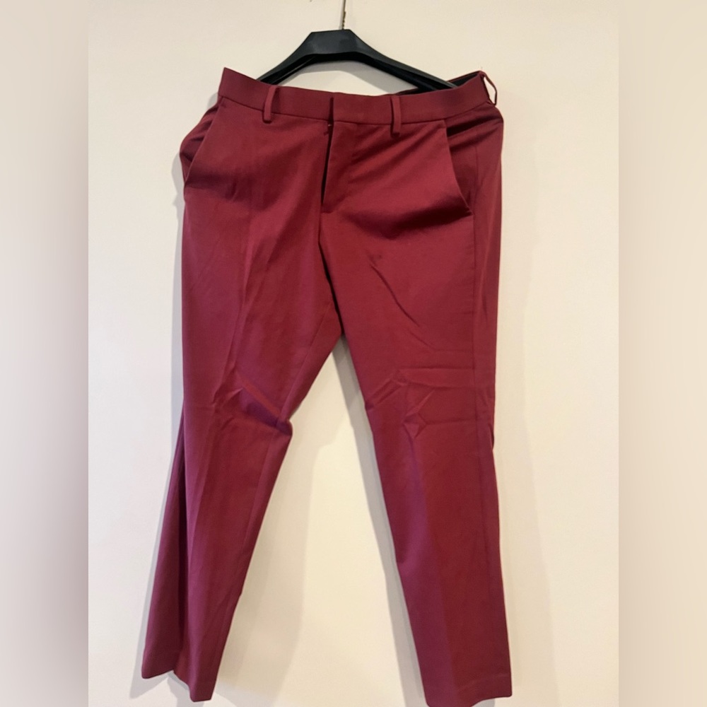 EXPRESS MAROON DRESS PANTS 🕴️👖